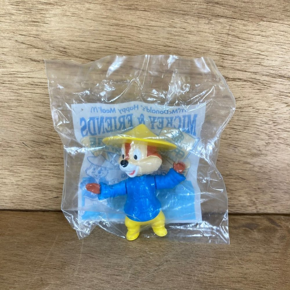 Vintage 1994 McDonalds Happy Meal Toy Chip In China Epcot Adventure Brand New